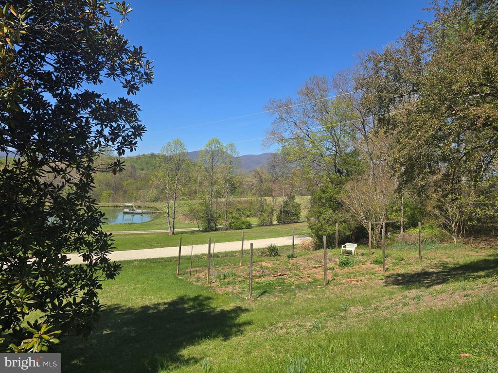 199 BLUE ROCK LN, ROSELAND, Virginia 22967, 3 Bedrooms Bedrooms, ,3 BathroomsBathrooms,Residential,199 BLUE ROCK LN,VANL2000654 MLS # VANL2000654