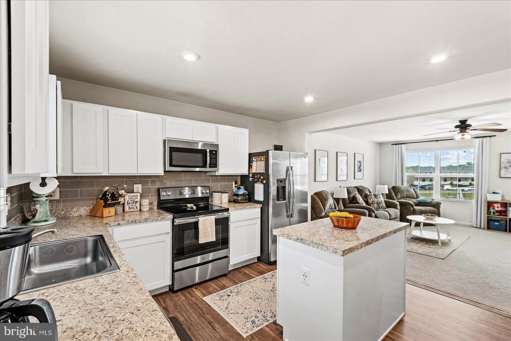 2854 FARZI CIR, LOCUST GROVE, Virginia 22508, 3 Bedrooms Bedrooms, ,2 BathroomsBathrooms,Residential,2854 FARZI CIR,VAOR2013952 MLS # VAOR2013952