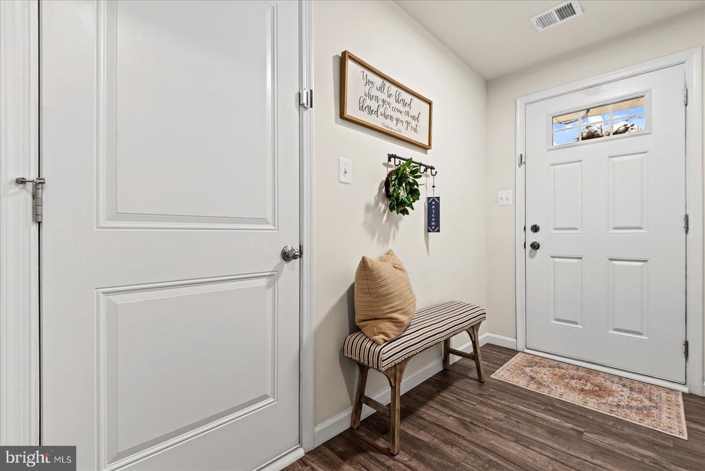 2854 FARZI CIR, LOCUST GROVE, Virginia 22508, 3 Bedrooms Bedrooms, ,2 BathroomsBathrooms,Residential,2854 FARZI CIR,VAOR2013952 MLS # VAOR2013952