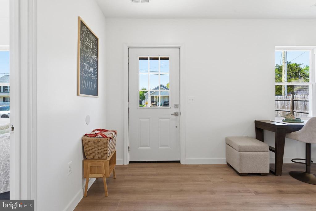 179 MANSFIELD ST, FREDERICKSBURG, Virginia 22408, 3 Bedrooms Bedrooms, ,2 BathroomsBathrooms,Residential,179 MANSFIELD ST,VASP2041312 MLS # VASP2041312