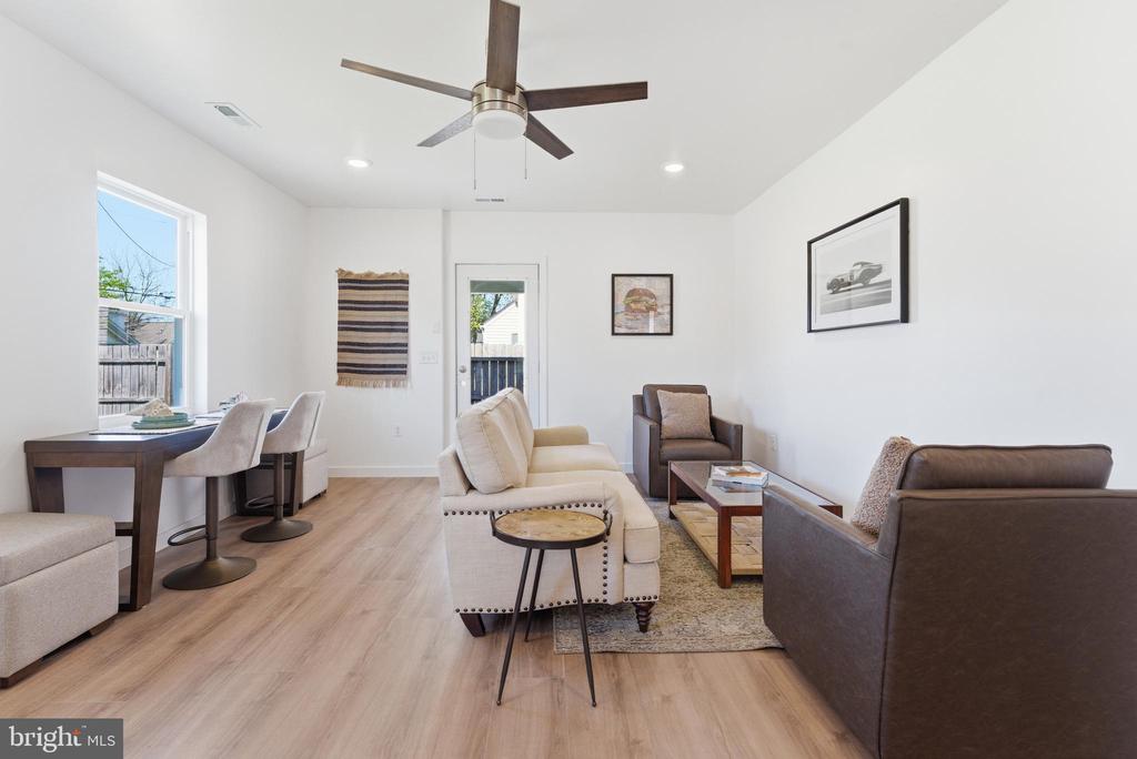 179 MANSFIELD ST, FREDERICKSBURG, Virginia 22408, 3 Bedrooms Bedrooms, ,2 BathroomsBathrooms,Residential,179 MANSFIELD ST,VASP2041312 MLS # VASP2041312