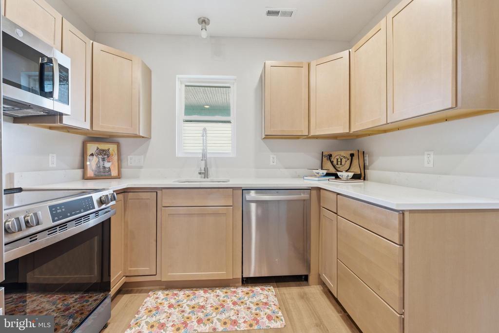 179 MANSFIELD ST, FREDERICKSBURG, Virginia 22408, 3 Bedrooms Bedrooms, ,2 BathroomsBathrooms,Residential,179 MANSFIELD ST,VASP2041312 MLS # VASP2041312