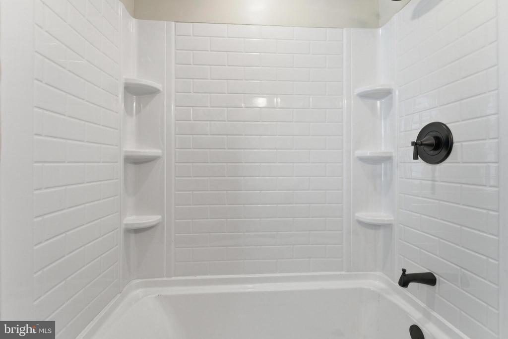 179 MANSFIELD ST, FREDERICKSBURG, Virginia 22408, 3 Bedrooms Bedrooms, ,2 BathroomsBathrooms,Residential,179 MANSFIELD ST,VASP2041312 MLS # VASP2041312