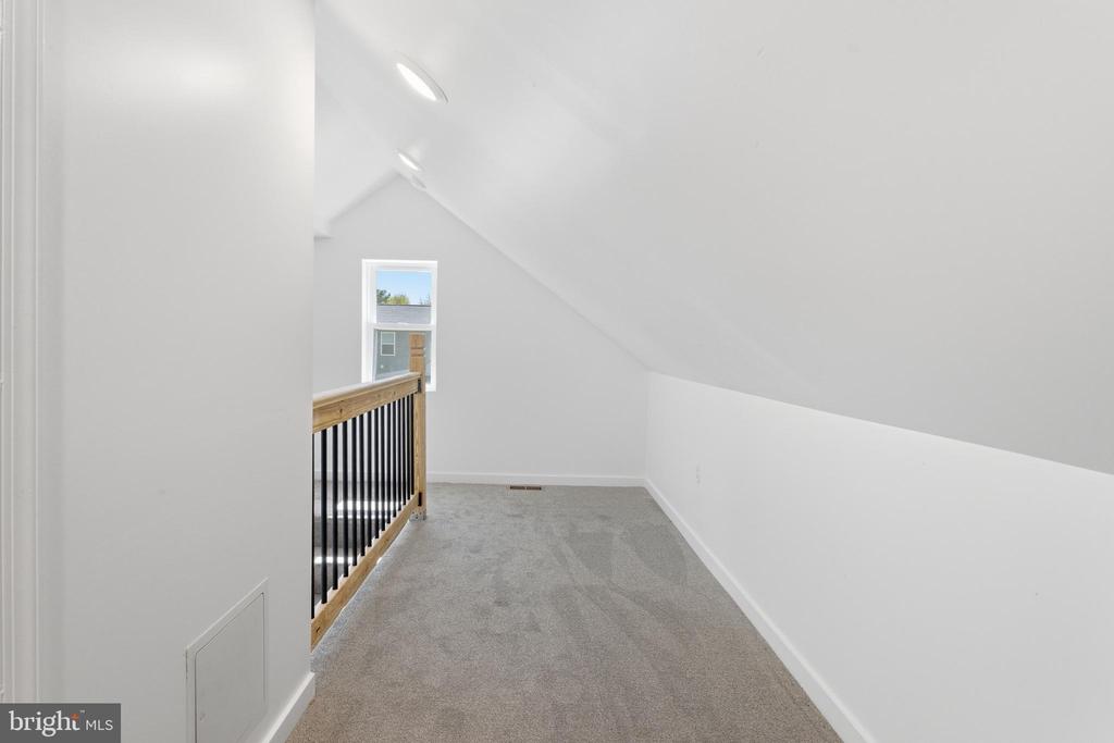 179 MANSFIELD ST, FREDERICKSBURG, Virginia 22408, 3 Bedrooms Bedrooms, ,2 BathroomsBathrooms,Residential,179 MANSFIELD ST,VASP2041312 MLS # VASP2041312