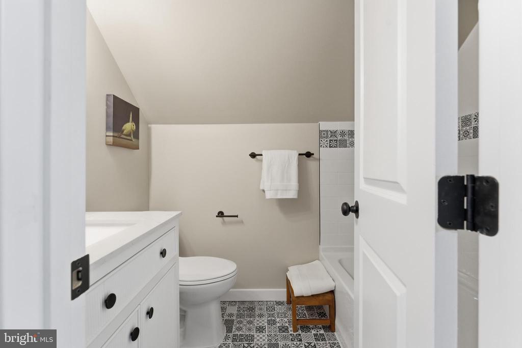 179 MANSFIELD ST, FREDERICKSBURG, Virginia 22408, 3 Bedrooms Bedrooms, ,2 BathroomsBathrooms,Residential,179 MANSFIELD ST,VASP2041312 MLS # VASP2041312