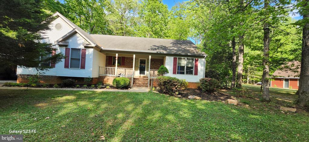 11801 WILDERNESS PARK DR, SPOTSYLVANIA, Virginia 22551, 3 Bedrooms Bedrooms, ,2 BathroomsBathrooms,Residential,11801 WILDERNESS PARK DR,VASP2041316 MLS # VASP2041316