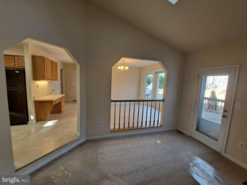 11801 WILDERNESS PARK DR, SPOTSYLVANIA, Virginia 22551, 3 Bedrooms Bedrooms, ,2 BathroomsBathrooms,Residential,11801 WILDERNESS PARK DR,VASP2041316 MLS # VASP2041316