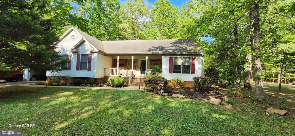 11801 WILDERNESS PARK DR, SPOTSYLVANIA, Virginia 22551, 3 Bedrooms Bedrooms, ,2 BathroomsBathrooms,Residential,11801 WILDERNESS PARK DR,VASP2041316 MLS # VASP2041316