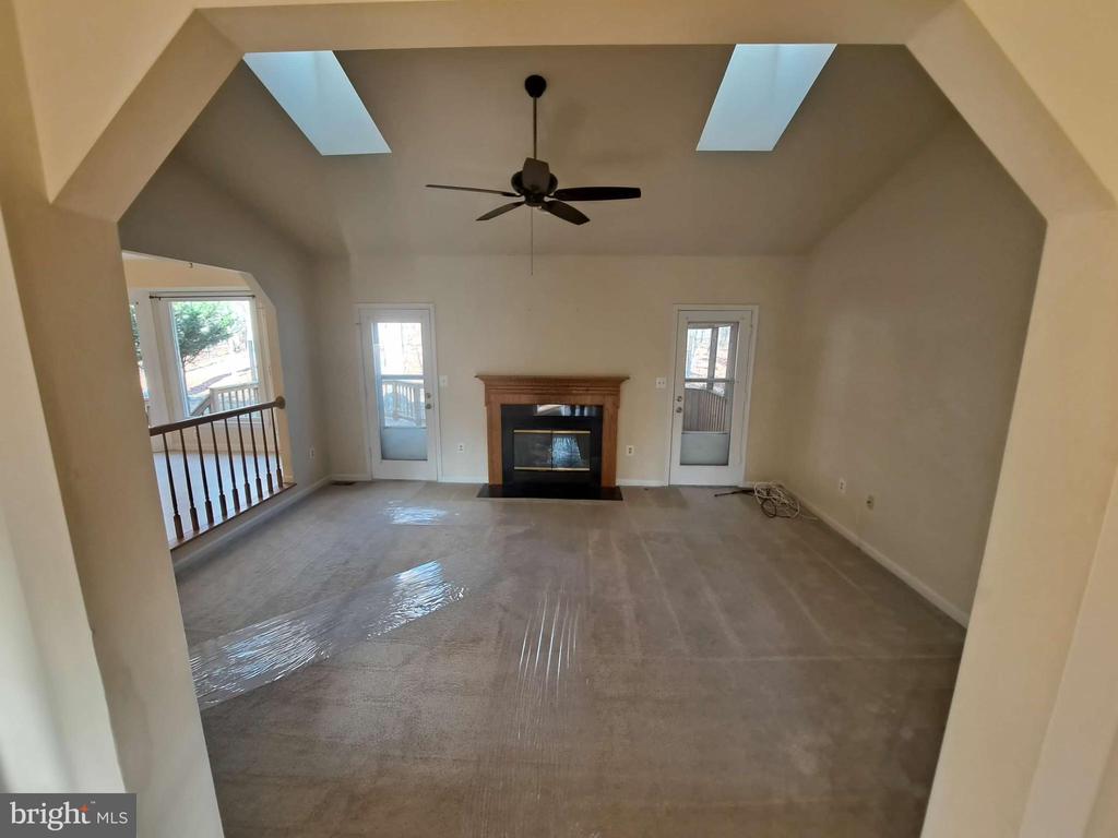 11801 WILDERNESS PARK DR, SPOTSYLVANIA, Virginia 22551, 3 Bedrooms Bedrooms, ,2 BathroomsBathrooms,Residential,11801 WILDERNESS PARK DR,VASP2041316 MLS # VASP2041316