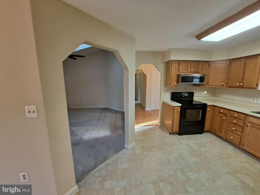 11801 WILDERNESS PARK DR, SPOTSYLVANIA, Virginia 22551, 3 Bedrooms Bedrooms, ,2 BathroomsBathrooms,Residential,11801 WILDERNESS PARK DR,VASP2041316 MLS # VASP2041316