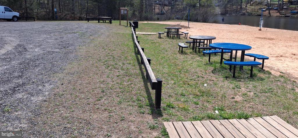 11801 WILDERNESS PARK DR, SPOTSYLVANIA, Virginia 22551, 3 Bedrooms Bedrooms, ,2 BathroomsBathrooms,Residential,11801 WILDERNESS PARK DR,VASP2041316 MLS # VASP2041316