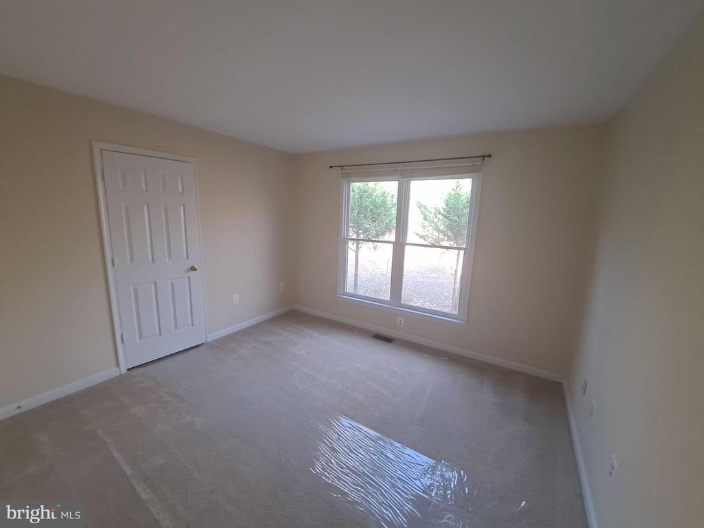 11801 WILDERNESS PARK DR, SPOTSYLVANIA, Virginia 22551, 3 Bedrooms Bedrooms, ,2 BathroomsBathrooms,Residential,11801 WILDERNESS PARK DR,VASP2041316 MLS # VASP2041316