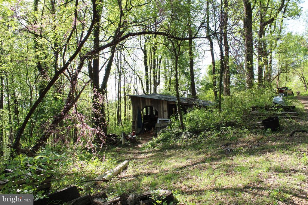 446 SPRING DR, STANARDSVILLE, Virginia 22973, 4 Bedrooms Bedrooms, ,1 BathroomBathrooms,Residential,446 SPRING DR,VAGR2000852 MLS # VAGR2000852