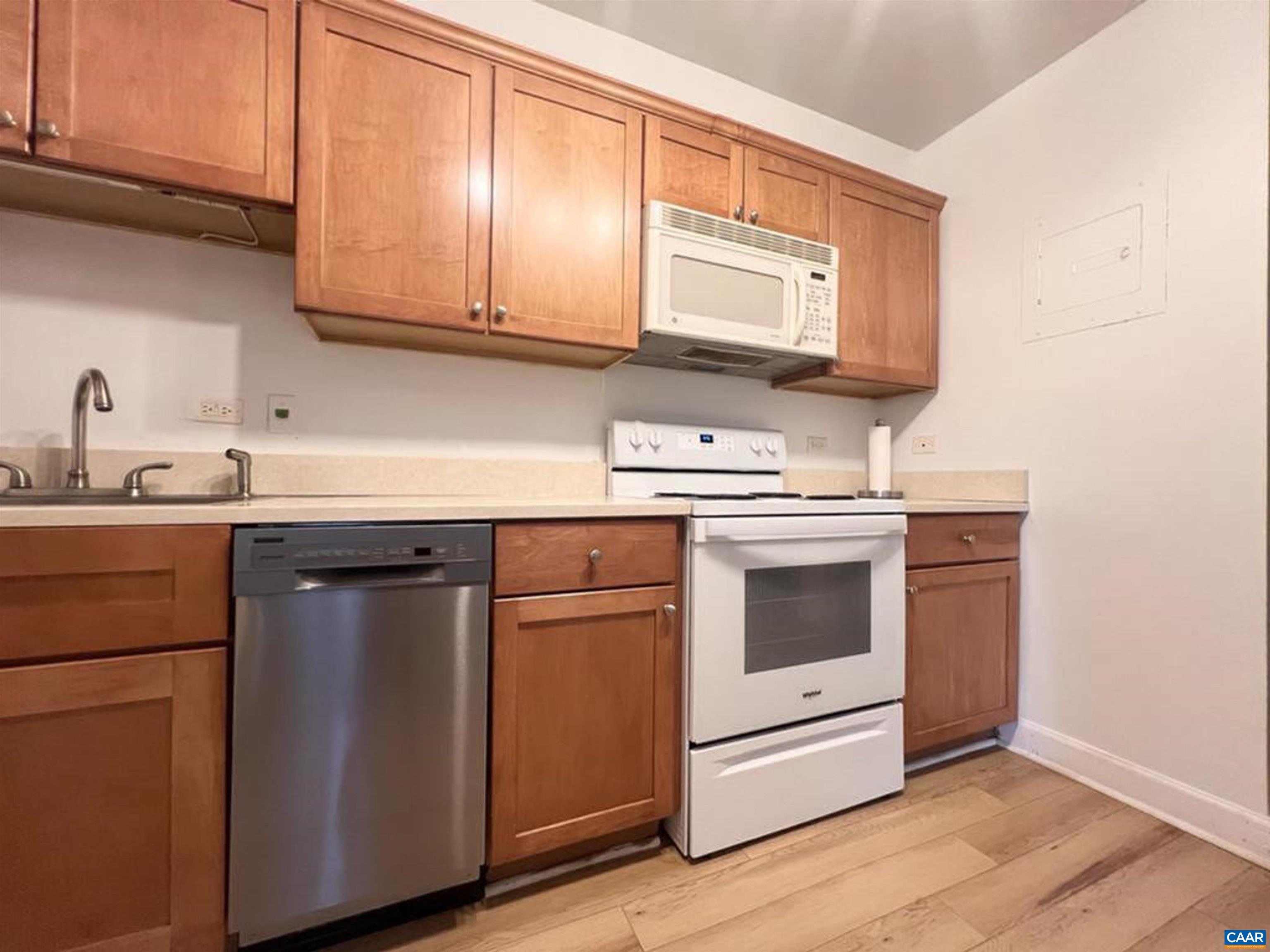 1800 JEFFERSON PARK AVE, CHARLOTTESVILLE, Virginia 22903, 1 Bedroom Bedrooms, ,1 BathroomBathrooms,Residential,1800 JEFFERSON PARK AVE,676069 MLS # 676069