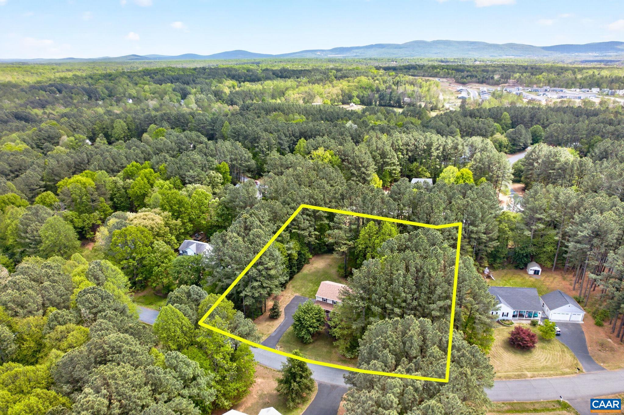 154 WHITE CEDAR RD, BARBOURSVILLE, Virginia 22923, 4 Bedrooms Bedrooms, ,3 BathroomsBathrooms,Residential,154 WHITE CEDAR RD,676183 MLS # 676183