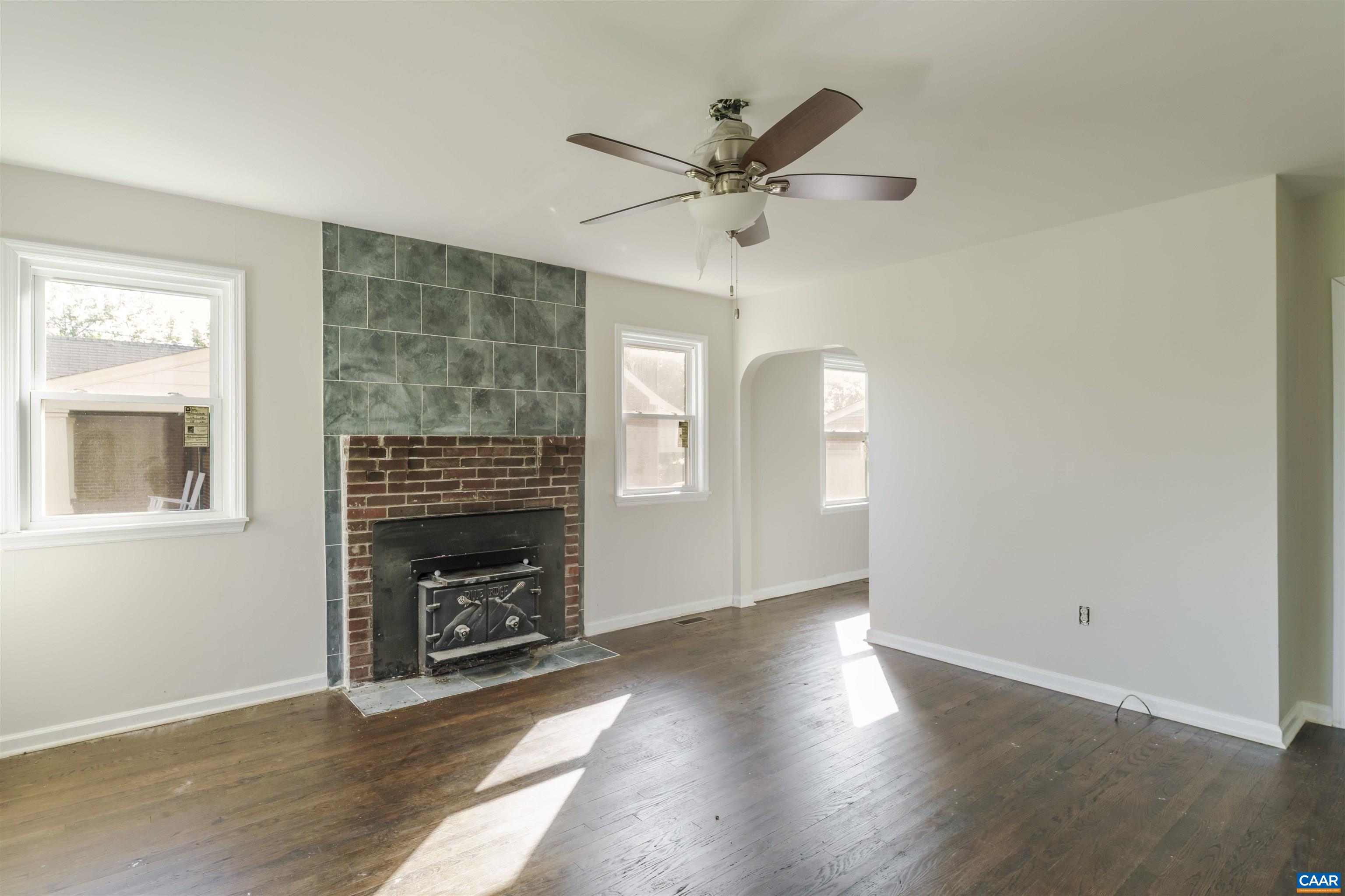 1116 LOCUST AVE, CHARLOTTESVILLE, Virginia 22901, 2 Bedrooms Bedrooms, ,1 BathroomBathrooms,Residential,1116 LOCUST AVE,676290 MLS # 676290