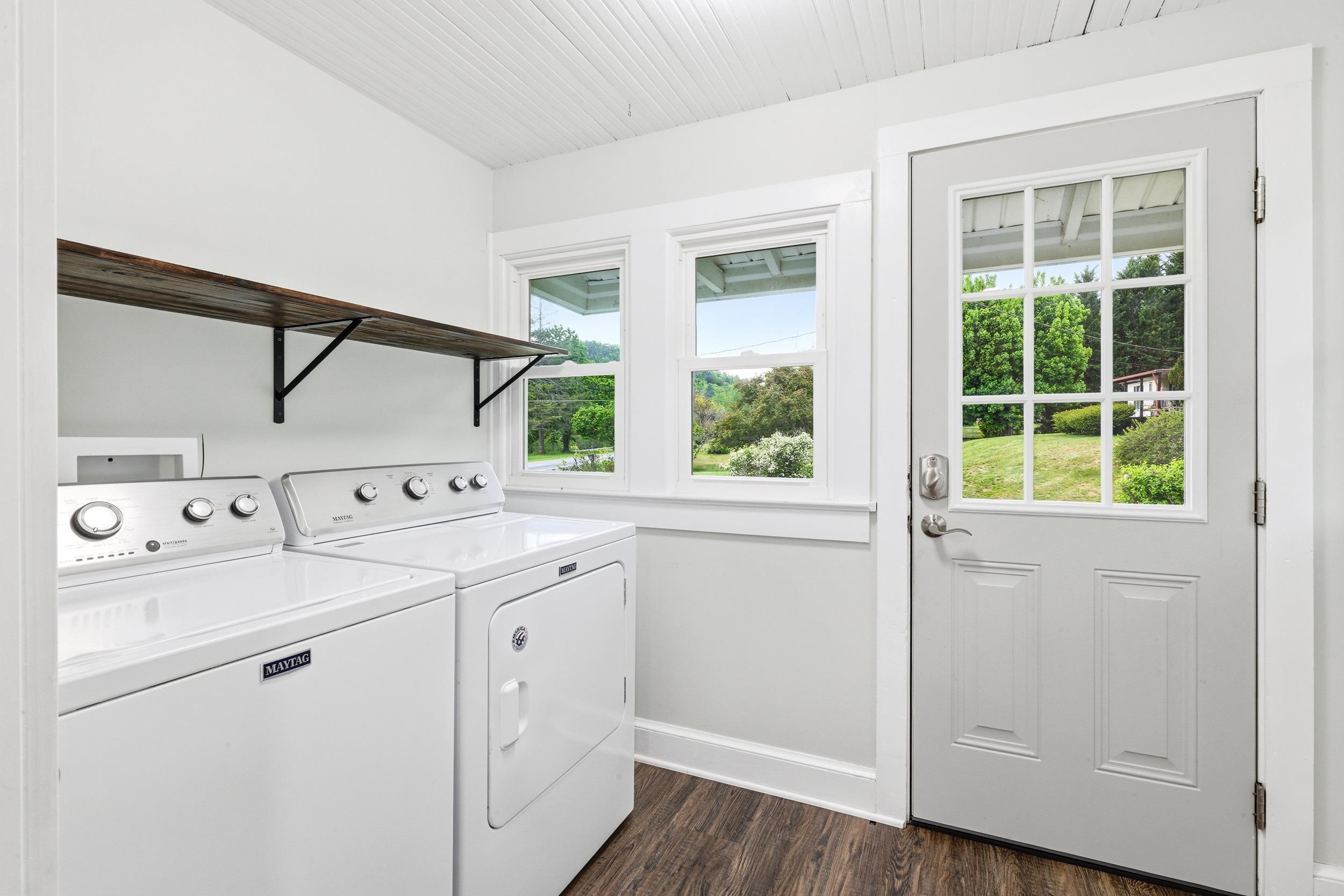 18228 SPOTSWOOD TRL, ELKTON, Virginia 22827, 3 Bedrooms Bedrooms, ,2 BathroomsBathrooms,Residential,18228 SPOTSWOOD TRL,676292 MLS # 676292