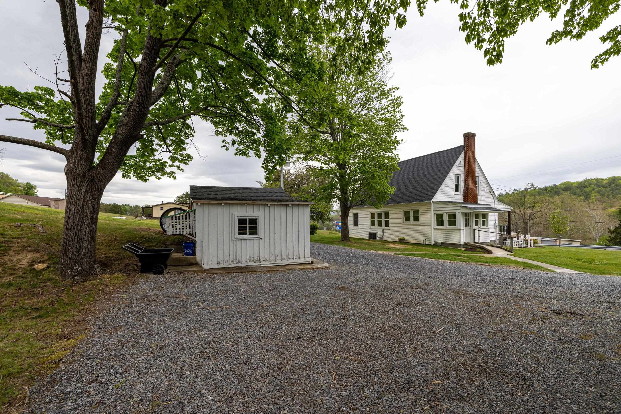 18228 SPOTSWOOD TRL, ELKTON, Virginia 22827, 3 Bedrooms Bedrooms, ,2 BathroomsBathrooms,Residential,18228 SPOTSWOOD TRL,676292 MLS # 676292