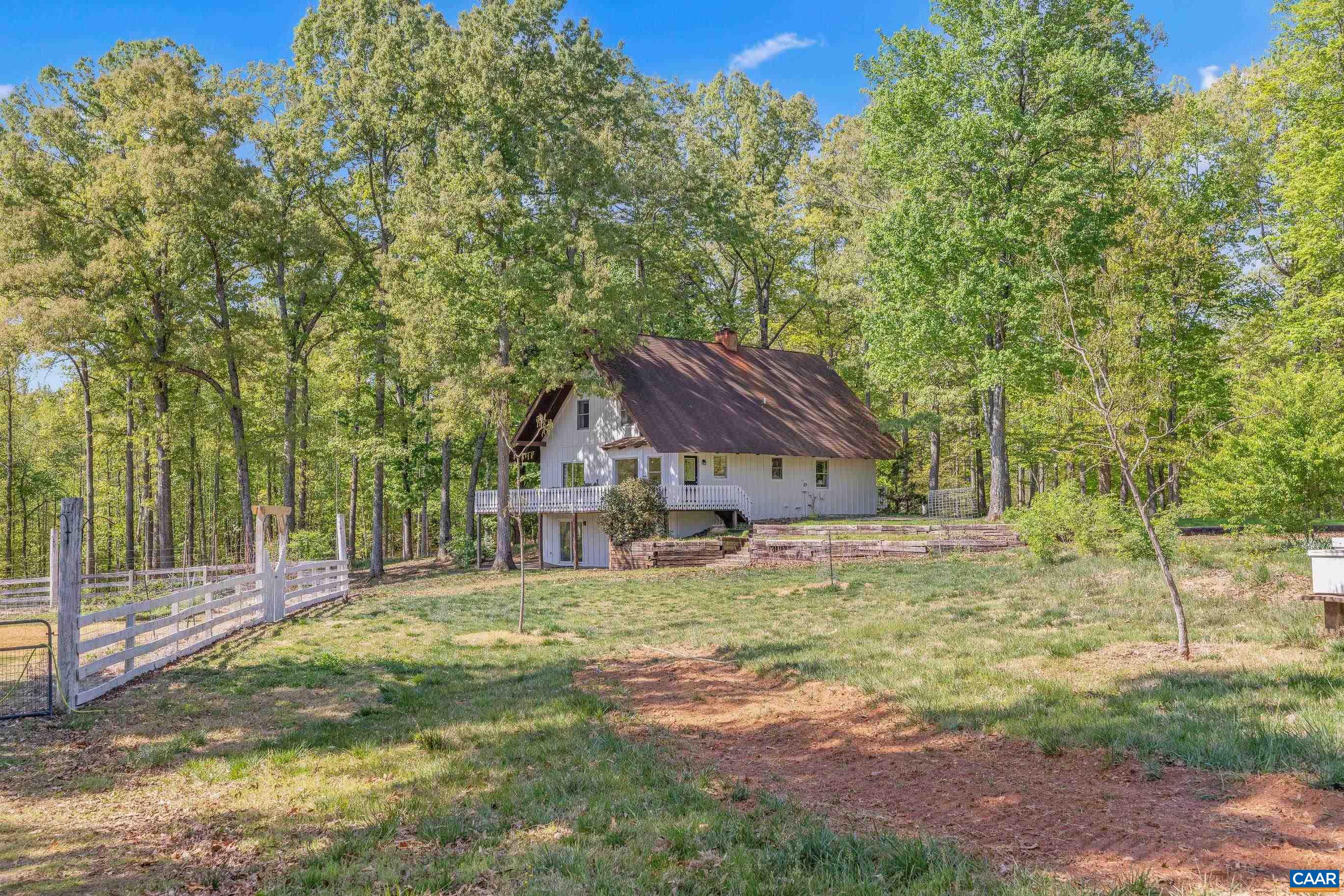 2947 MERRIE MEADOWS LN, KESWICK, Virginia 22947, 4 Bedrooms Bedrooms, ,3 BathroomsBathrooms,Residential,2947 MERRIE MEADOWS LN,676302 MLS # 676302