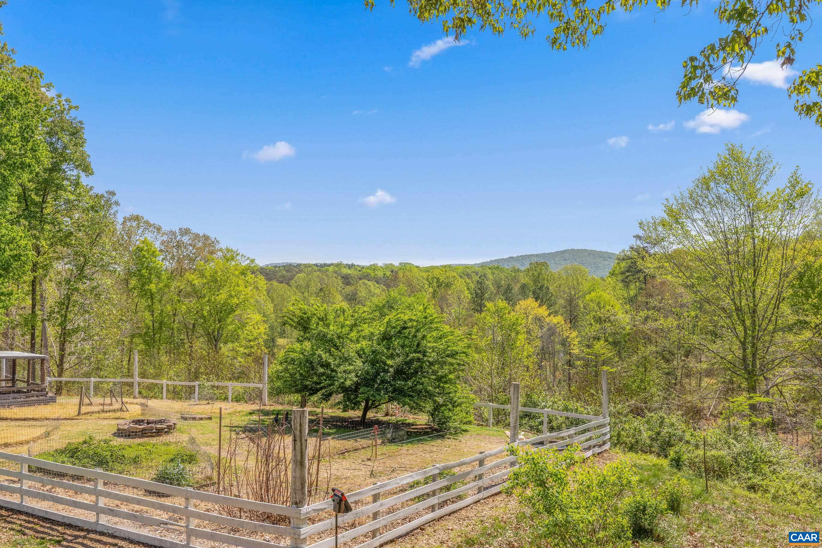 2947 MERRIE MEADOWS LN, KESWICK, Virginia 22947, 4 Bedrooms Bedrooms, ,3 BathroomsBathrooms,Residential,2947 MERRIE MEADOWS LN,676302 MLS # 676302