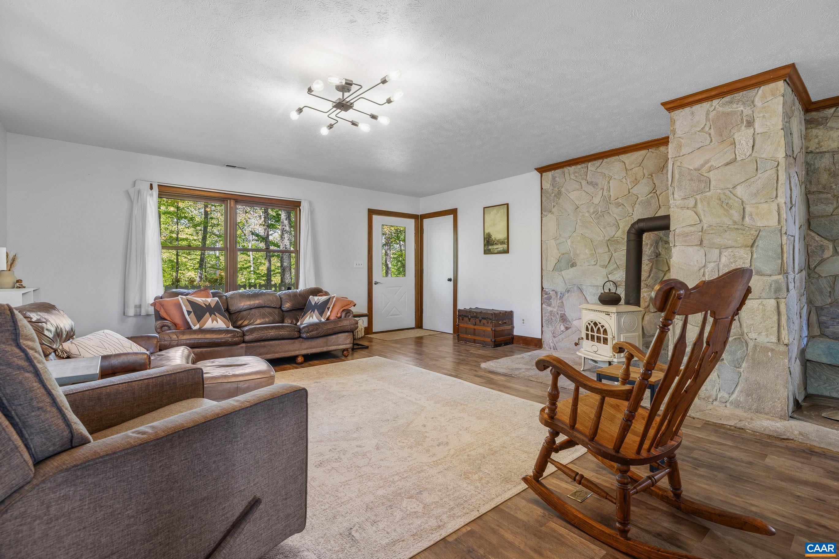 2947 MERRIE MEADOWS LN, KESWICK, Virginia 22947, 4 Bedrooms Bedrooms, ,3 BathroomsBathrooms,Residential,2947 MERRIE MEADOWS LN,676302 MLS # 676302