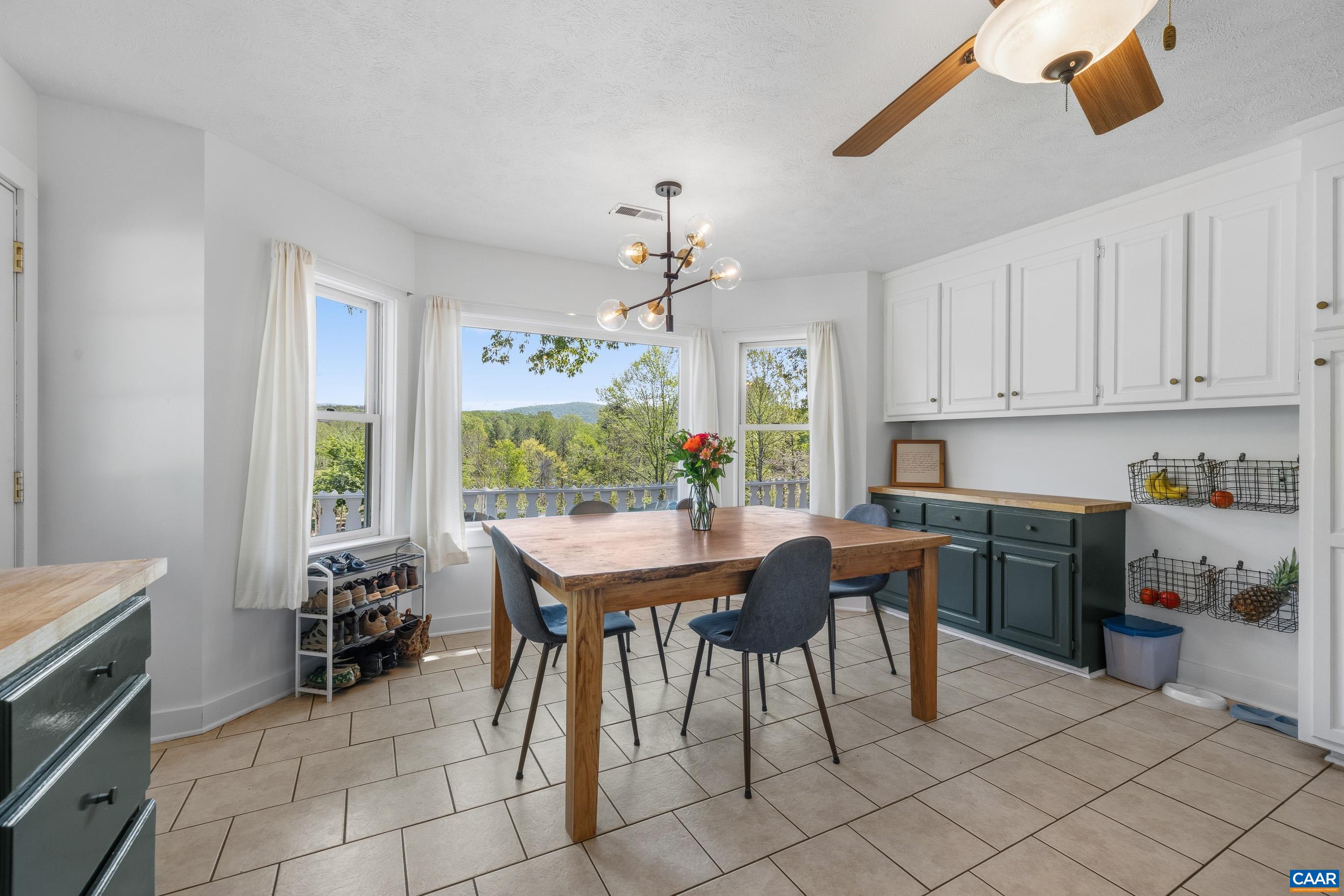 2947 MERRIE MEADOWS LN, KESWICK, Virginia 22947, 4 Bedrooms Bedrooms, ,3 BathroomsBathrooms,Residential,2947 MERRIE MEADOWS LN,676302 MLS # 676302