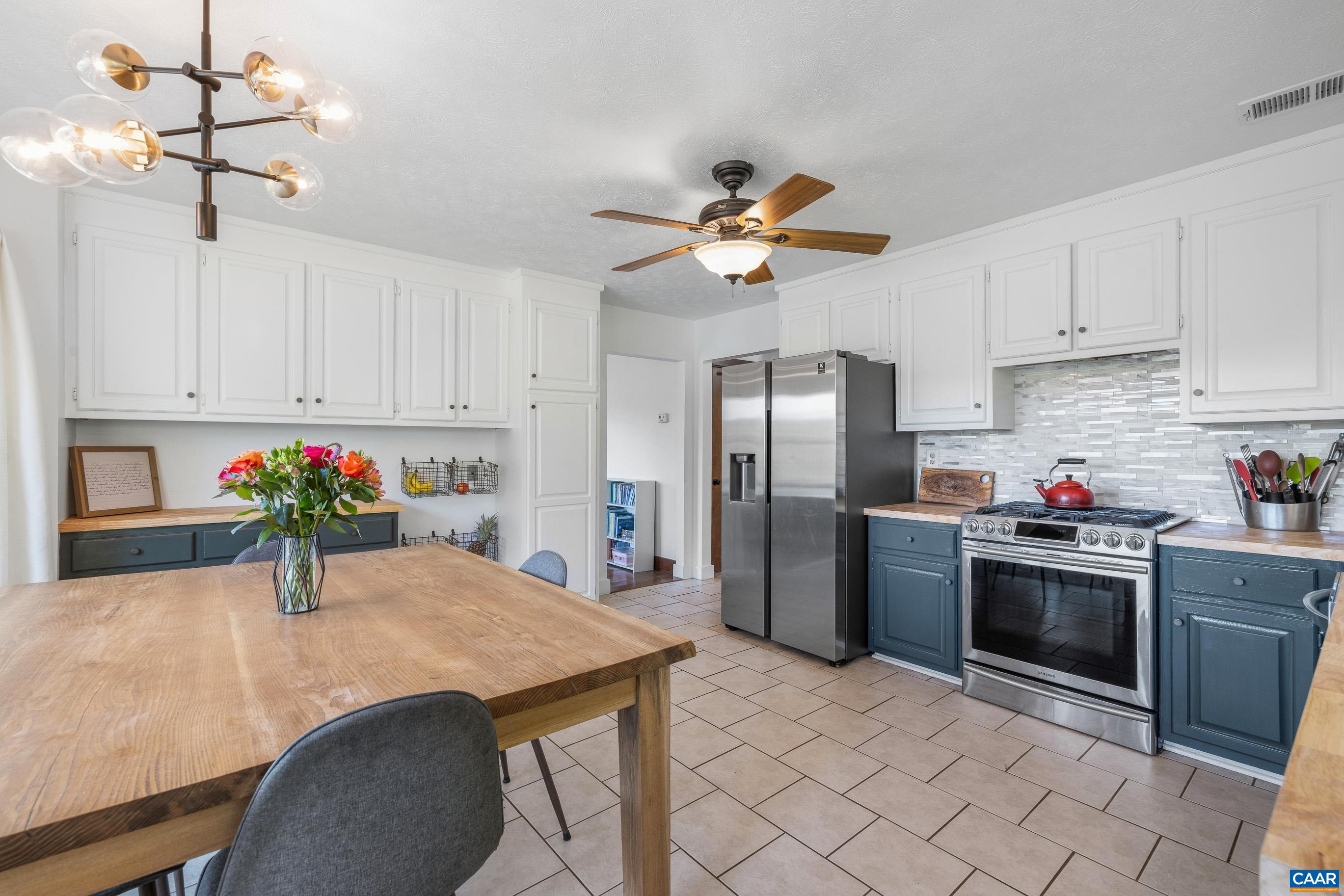 2947 MERRIE MEADOWS LN, KESWICK, Virginia 22947, 4 Bedrooms Bedrooms, ,3 BathroomsBathrooms,Residential,2947 MERRIE MEADOWS LN,676302 MLS # 676302