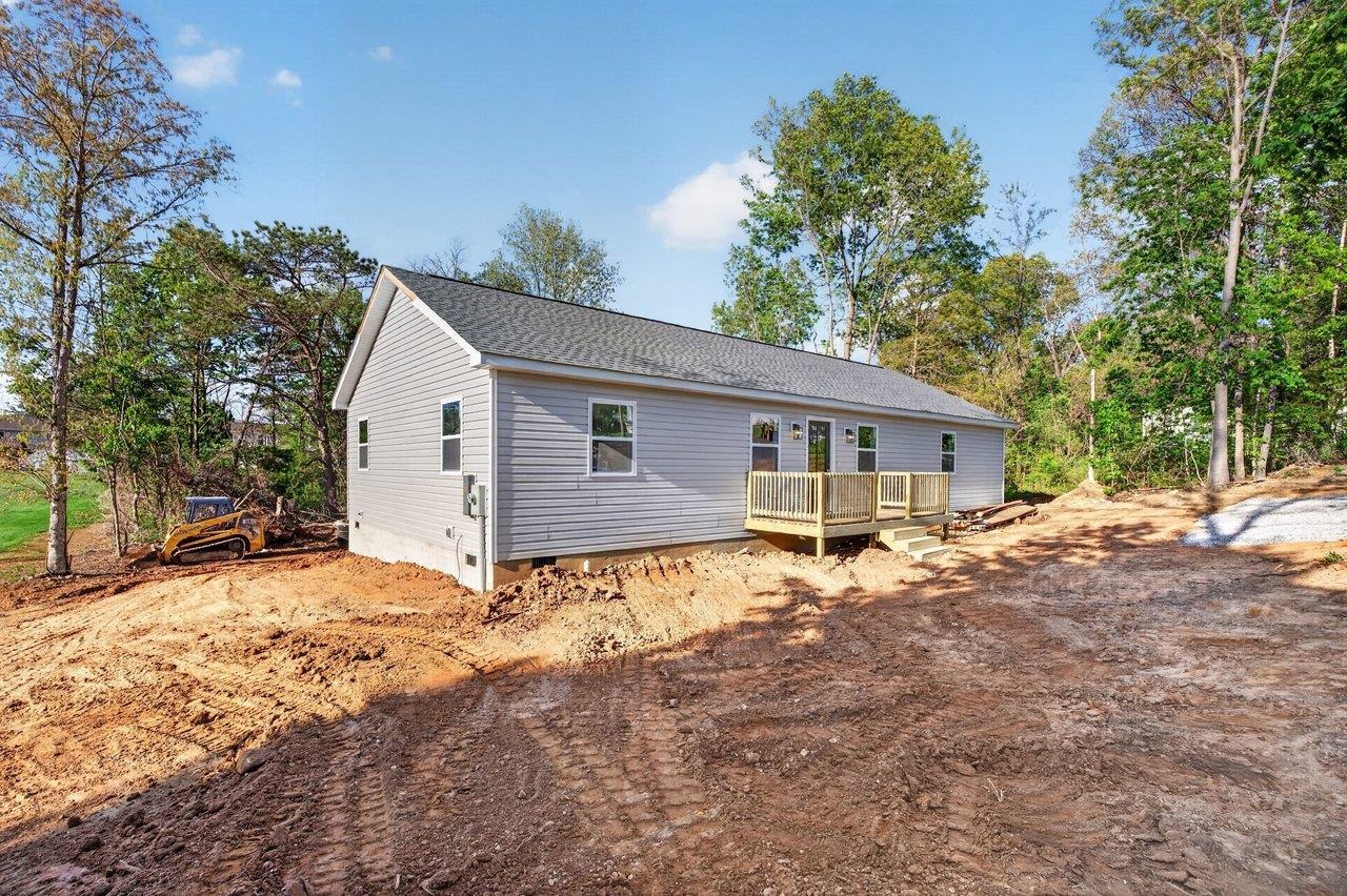 16945 E PROSPECT AVE, ELKTON, Virginia 22827, 4 Bedrooms Bedrooms, ,2 BathroomsBathrooms,Residential,16945 E PROSPECT AVE,676305 MLS # 676305