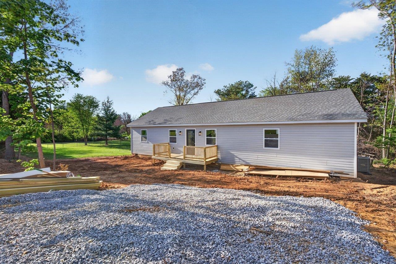 16945 E PROSPECT AVE, ELKTON, Virginia 22827, 4 Bedrooms Bedrooms, ,2 BathroomsBathrooms,Residential,16945 E PROSPECT AVE,676305 MLS # 676305