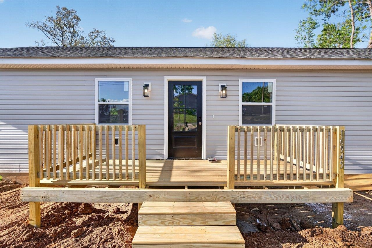 16945 E PROSPECT AVE, ELKTON, Virginia 22827, 4 Bedrooms Bedrooms, ,2 BathroomsBathrooms,Residential,16945 E PROSPECT AVE,676305 MLS # 676305