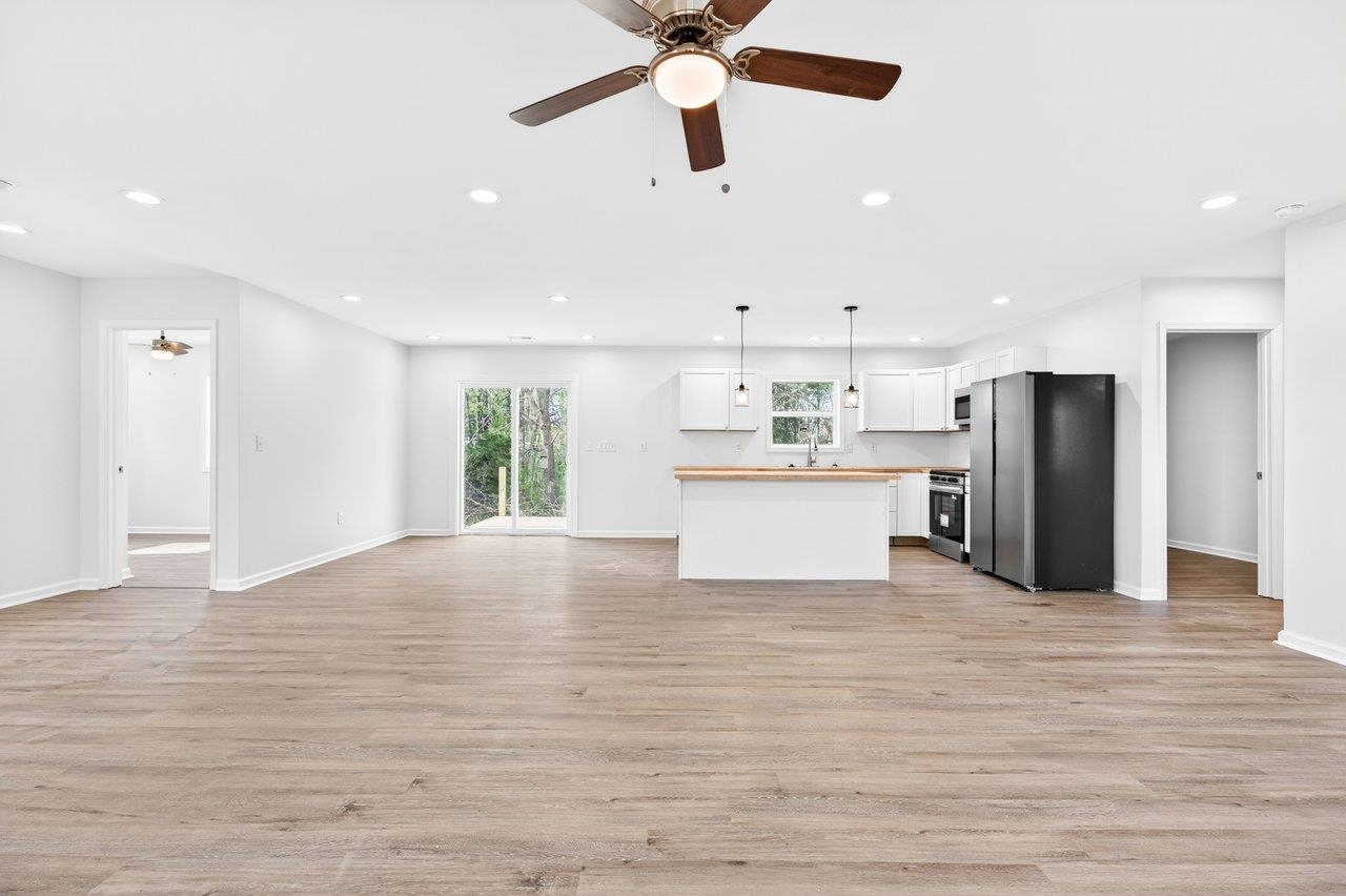 16945 E PROSPECT AVE, ELKTON, Virginia 22827, 4 Bedrooms Bedrooms, ,2 BathroomsBathrooms,Residential,16945 E PROSPECT AVE,676305 MLS # 676305