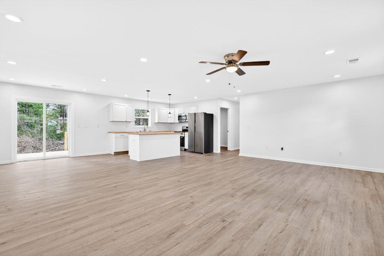 16945 E PROSPECT AVE, ELKTON, Virginia 22827, 4 Bedrooms Bedrooms, ,2 BathroomsBathrooms,Residential,16945 E PROSPECT AVE,676305 MLS # 676305