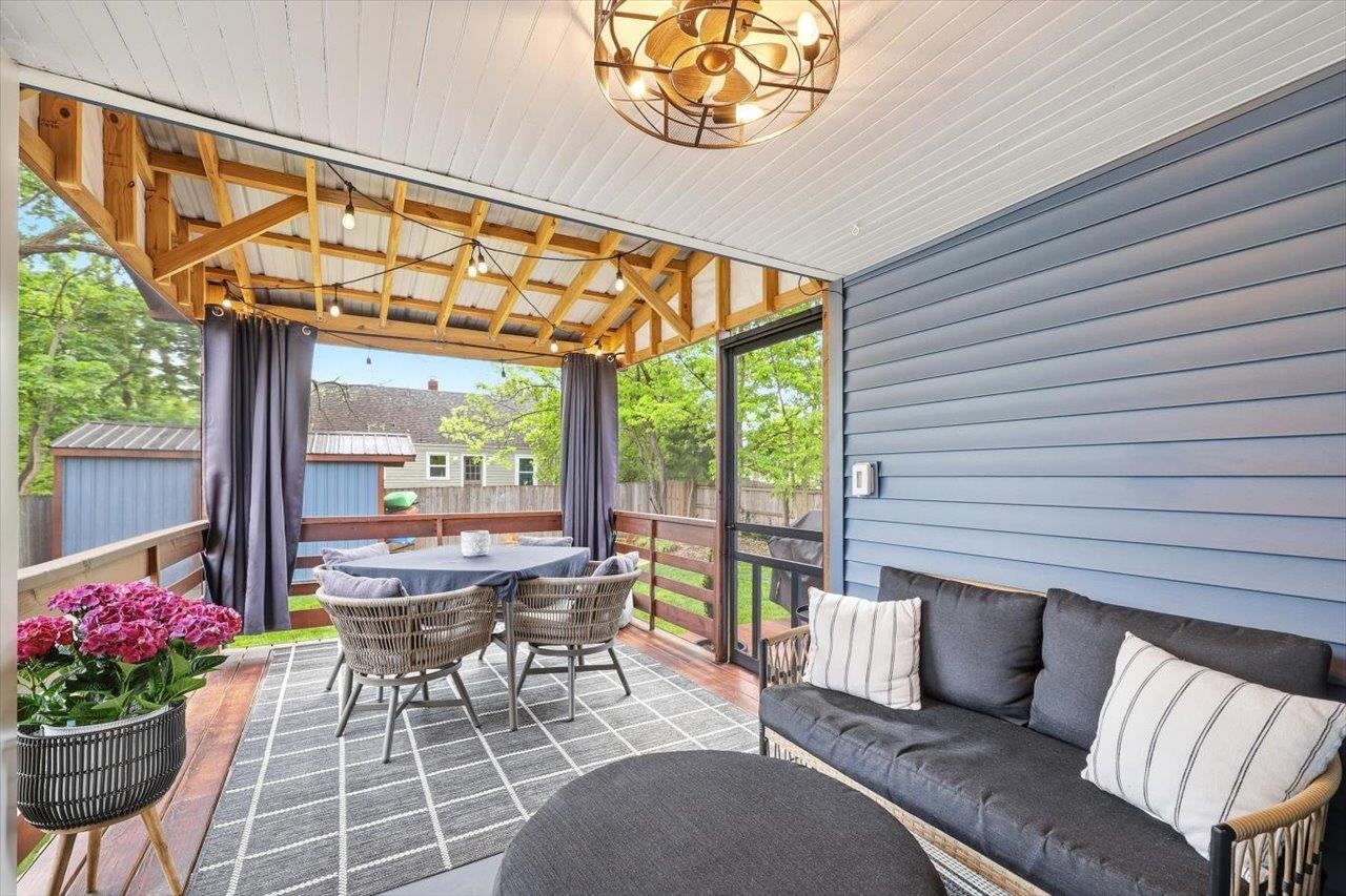 26 DOVER ST, STAUNTON, Virginia 24401, 3 Bedrooms Bedrooms, ,1 BathroomBathrooms,Residential,26 DOVER ST,676311 MLS # 676311