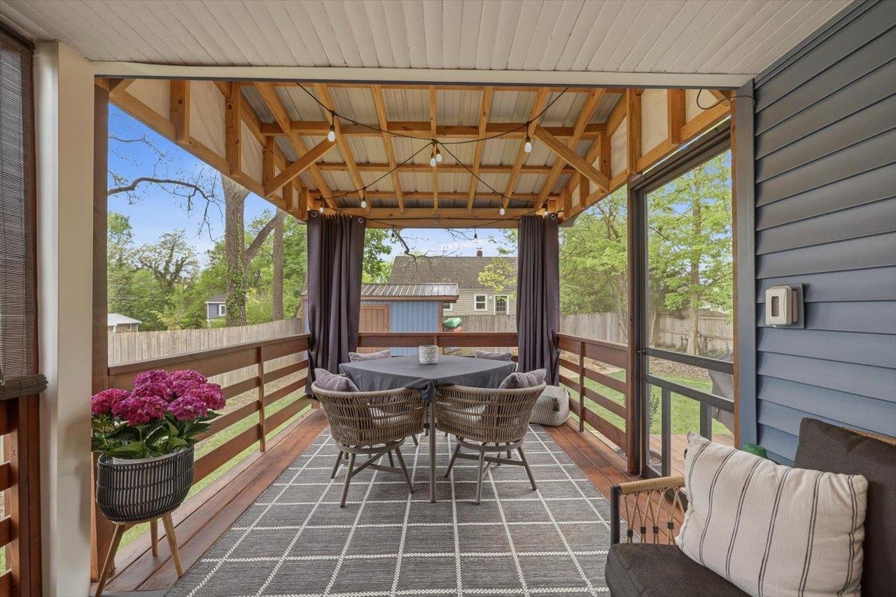 26 DOVER ST, STAUNTON, Virginia 24401, 3 Bedrooms Bedrooms, ,1 BathroomBathrooms,Residential,26 DOVER ST,676311 MLS # 676311