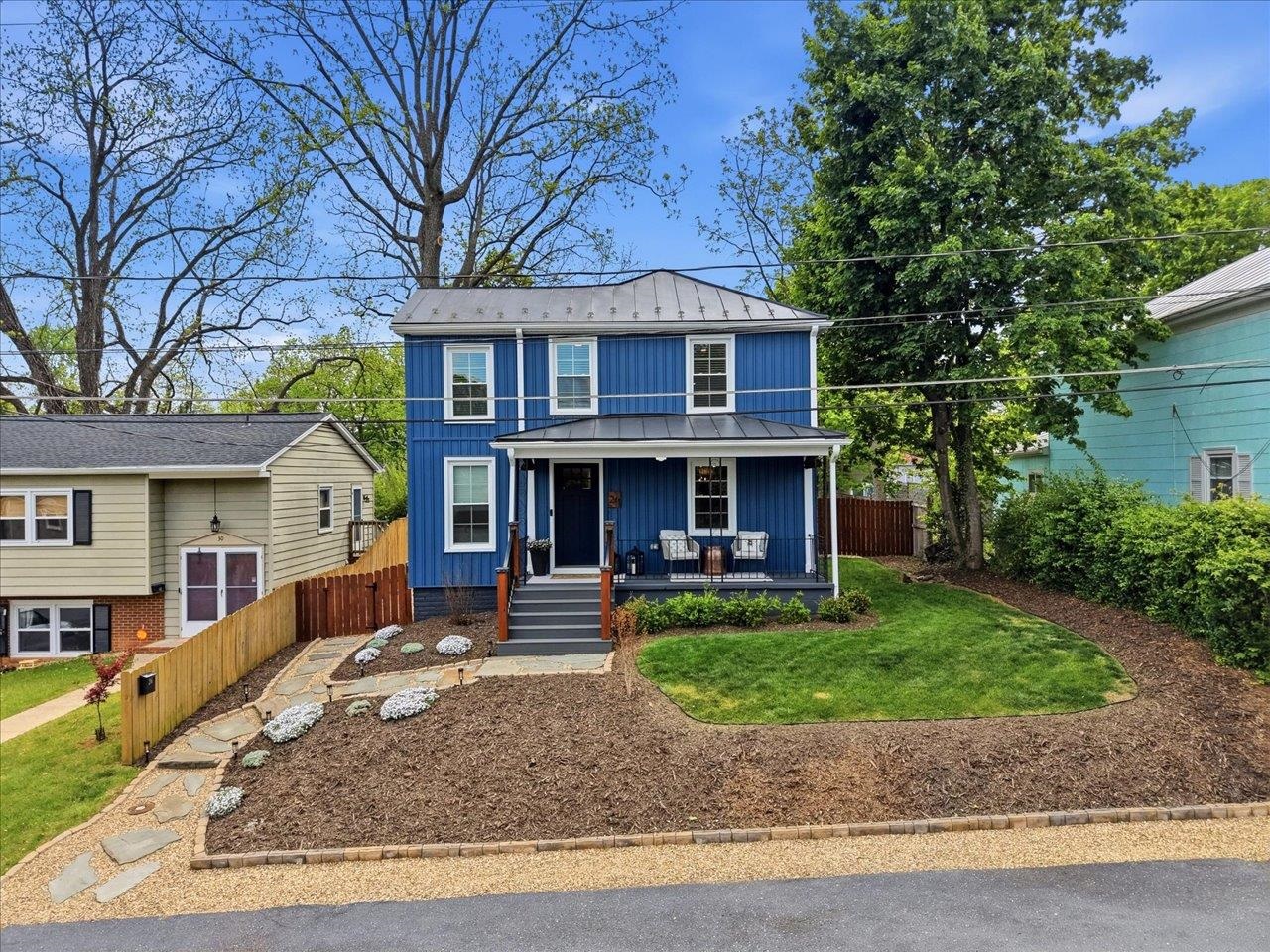 26 DOVER ST, STAUNTON, Virginia 24401, 3 Bedrooms Bedrooms, ,1 BathroomBathrooms,Residential,26 DOVER ST,676311 MLS # 676311