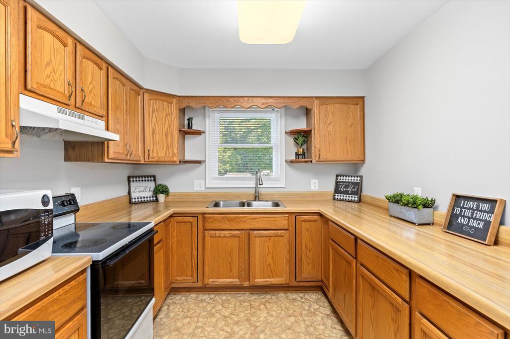 3588 TORRING LN, CATLETT, Virginia 20119, ,Residential,3588 TORRING LN,VAFQ2021644 MLS # VAFQ2021644