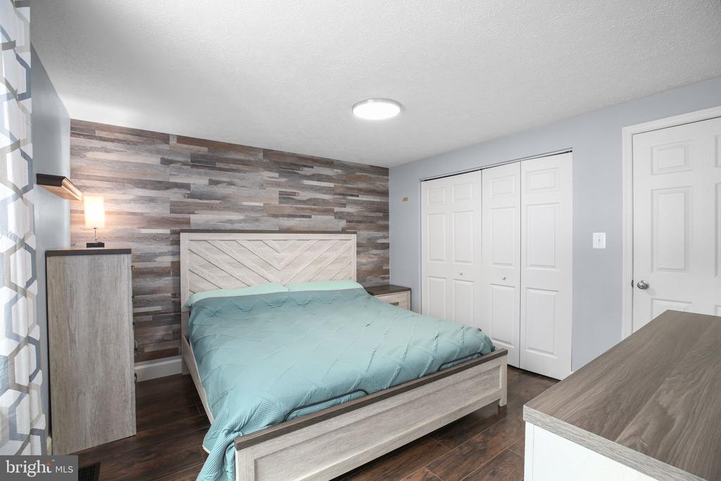 6032 WINDSOR DR, FREDERICKSBURG, Virginia 22407, 3 Bedrooms Bedrooms, ,3 BathroomsBathrooms,Residential,6032 WINDSOR DR,VASP2041132 MLS # VASP2041132