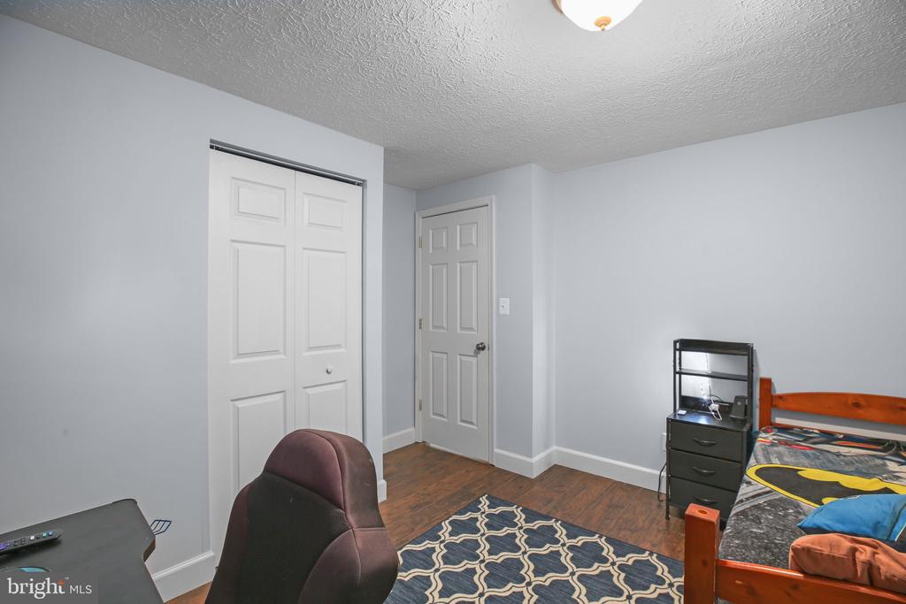 6032 WINDSOR DR, FREDERICKSBURG, Virginia 22407, 3 Bedrooms Bedrooms, ,3 BathroomsBathrooms,Residential,6032 WINDSOR DR,VASP2041132 MLS # VASP2041132