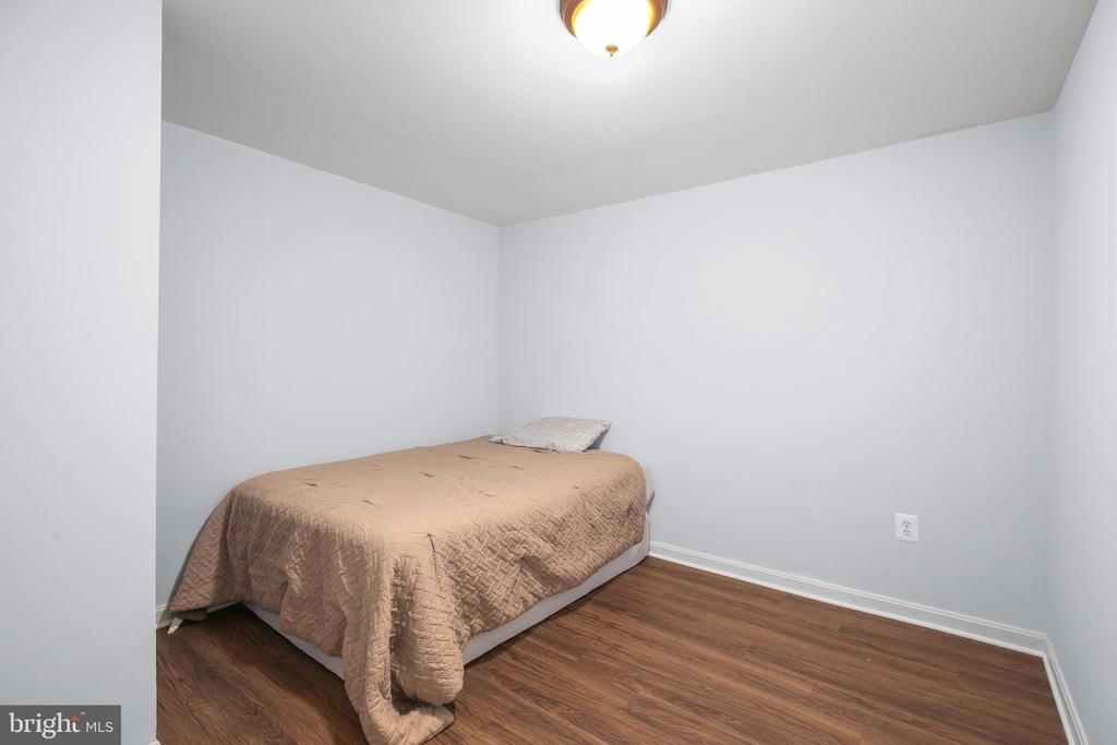 6032 WINDSOR DR, FREDERICKSBURG, Virginia 22407, 3 Bedrooms Bedrooms, ,3 BathroomsBathrooms,Residential,6032 WINDSOR DR,VASP2041132 MLS # VASP2041132