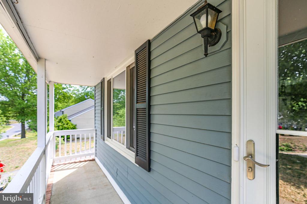 6032 WINDSOR DR, FREDERICKSBURG, Virginia 22407, 3 Bedrooms Bedrooms, ,3 BathroomsBathrooms,Residential,6032 WINDSOR DR,VASP2041132 MLS # VASP2041132