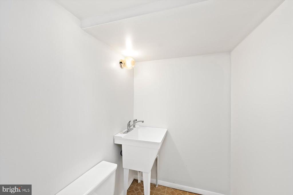 3588 TORRING LN, CATLETT, Virginia 20119, 4 Bedrooms Bedrooms, ,3 BathroomsBathrooms,Residential,3588 TORRING LN,VAFQ2021642 MLS # VAFQ2021642