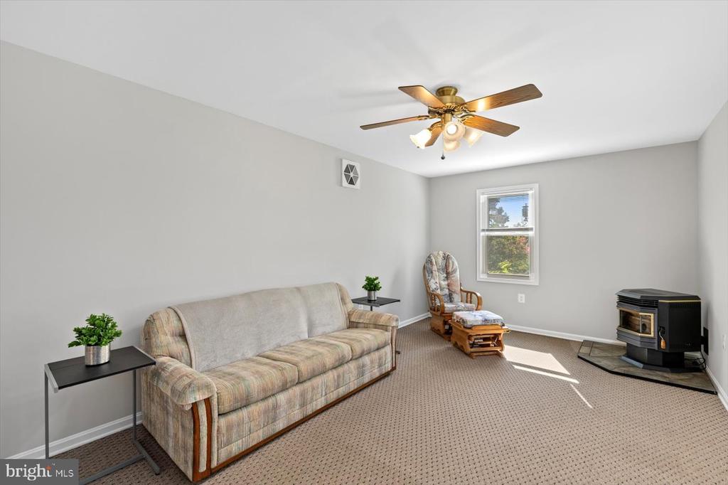 3588 TORRING LN, CATLETT, Virginia 20119, 4 Bedrooms Bedrooms, ,3 BathroomsBathrooms,Residential,3588 TORRING LN,VAFQ2021642 MLS # VAFQ2021642