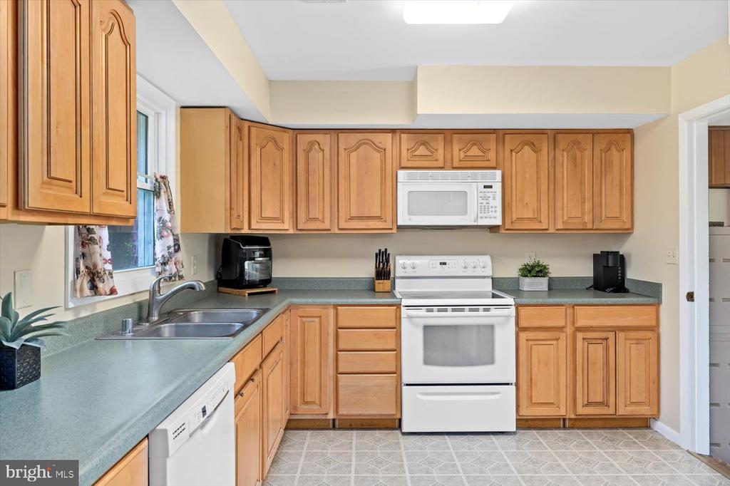 3588 TORRING LN, CATLETT, Virginia 20119, 4 Bedrooms Bedrooms, ,3 BathroomsBathrooms,Residential,3588 TORRING LN,VAFQ2021642 MLS # VAFQ2021642