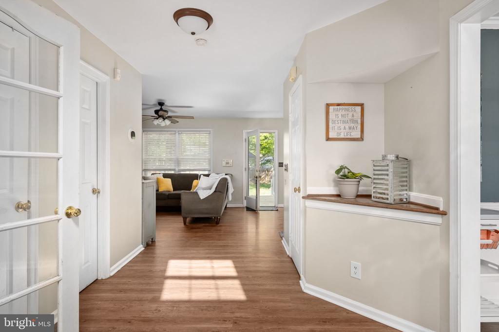 10127 NEW SCOTLAND DR, FREDERICKSBURG, Virginia 22408, 4 Bedrooms Bedrooms, ,3 BathroomsBathrooms,Residential,10127 NEW SCOTLAND DR,VASP2041282 MLS # VASP2041282