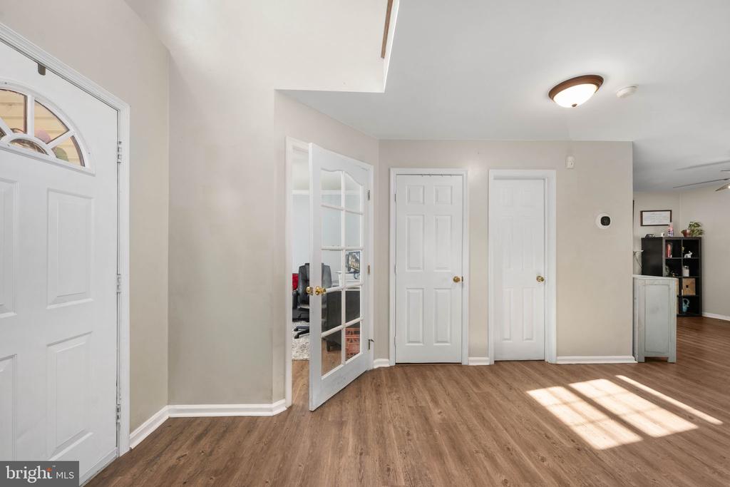 10127 NEW SCOTLAND DR, FREDERICKSBURG, Virginia 22408, 4 Bedrooms Bedrooms, ,3 BathroomsBathrooms,Residential,10127 NEW SCOTLAND DR,VASP2041282 MLS # VASP2041282