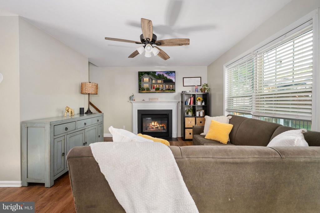 10127 NEW SCOTLAND DR, FREDERICKSBURG, Virginia 22408, 4 Bedrooms Bedrooms, ,3 BathroomsBathrooms,Residential,10127 NEW SCOTLAND DR,VASP2041282 MLS # VASP2041282