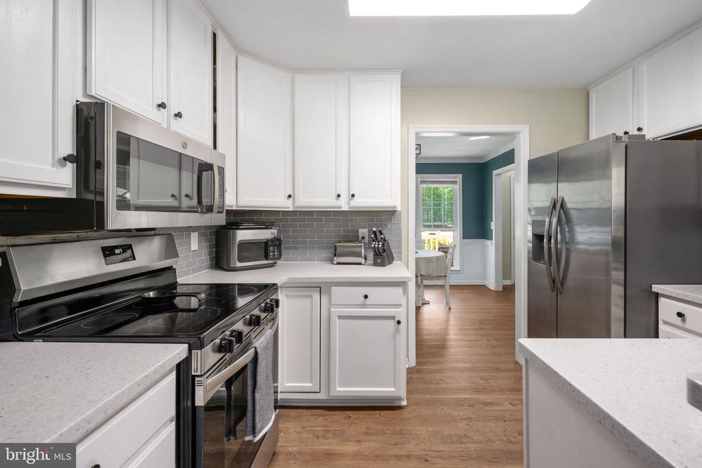 10127 NEW SCOTLAND DR, FREDERICKSBURG, Virginia 22408, 4 Bedrooms Bedrooms, ,3 BathroomsBathrooms,Residential,10127 NEW SCOTLAND DR,VASP2041282 MLS # VASP2041282