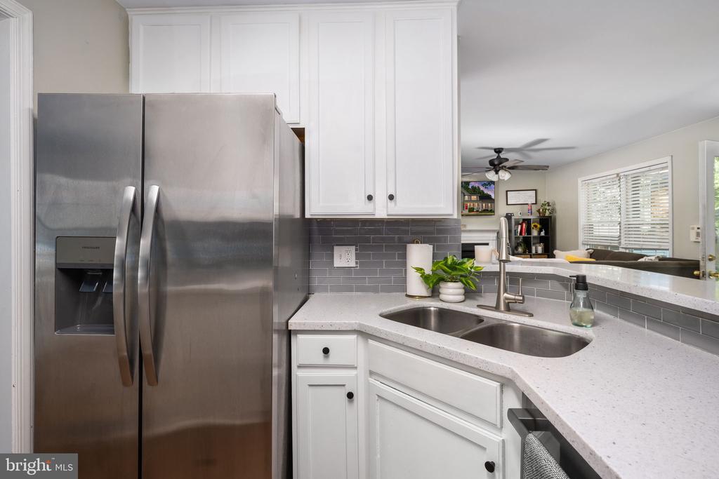 10127 NEW SCOTLAND DR, FREDERICKSBURG, Virginia 22408, 4 Bedrooms Bedrooms, ,3 BathroomsBathrooms,Residential,10127 NEW SCOTLAND DR,VASP2041282 MLS # VASP2041282