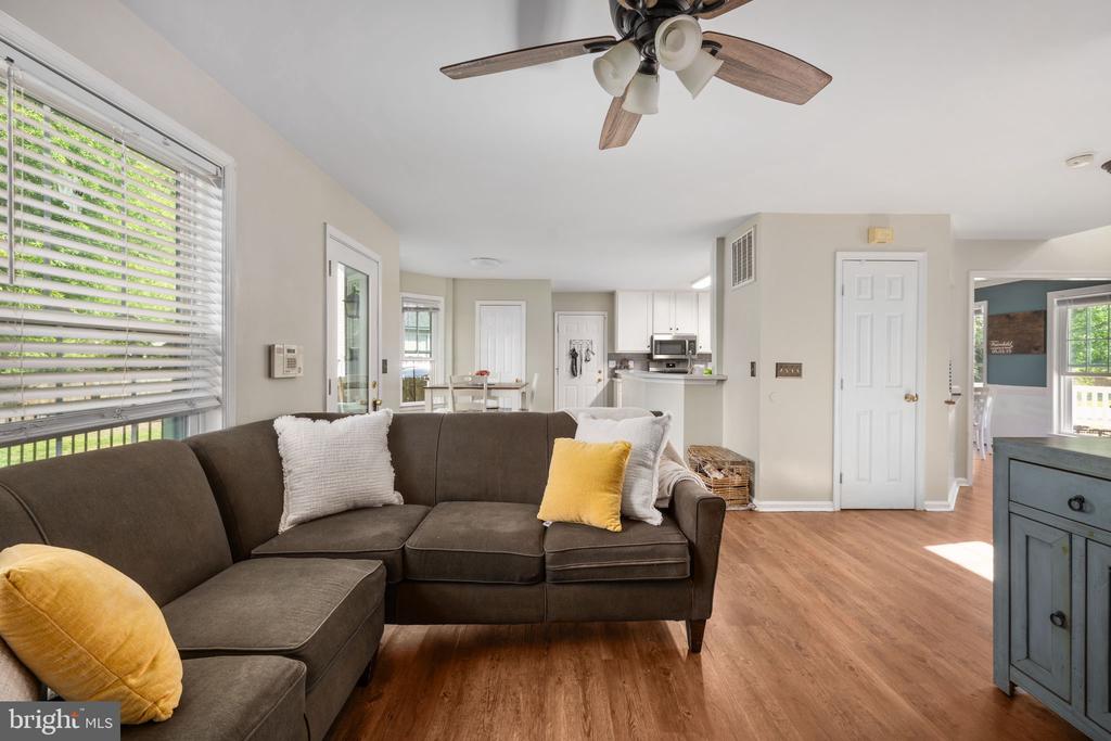 10127 NEW SCOTLAND DR, FREDERICKSBURG, Virginia 22408, 4 Bedrooms Bedrooms, ,3 BathroomsBathrooms,Residential,10127 NEW SCOTLAND DR,VASP2041282 MLS # VASP2041282