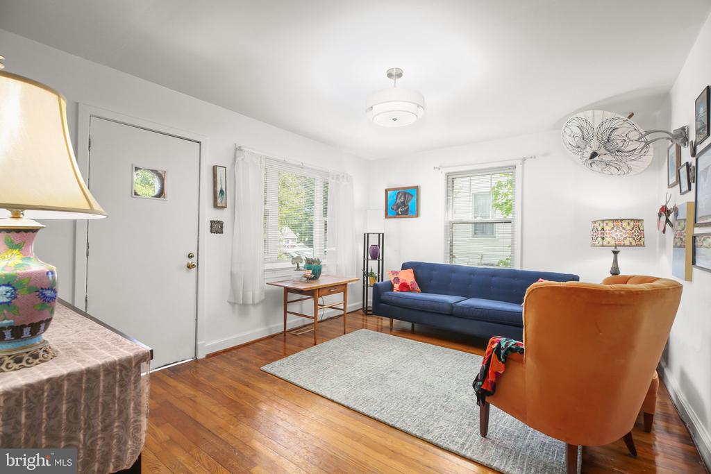 113 HILL ST, FREDERICKSBURG, Virginia 22408, 2 Bedrooms Bedrooms, ,1 BathroomBathrooms,Residential,113 HILL ST,VASP2033052 MLS # VASP2033052